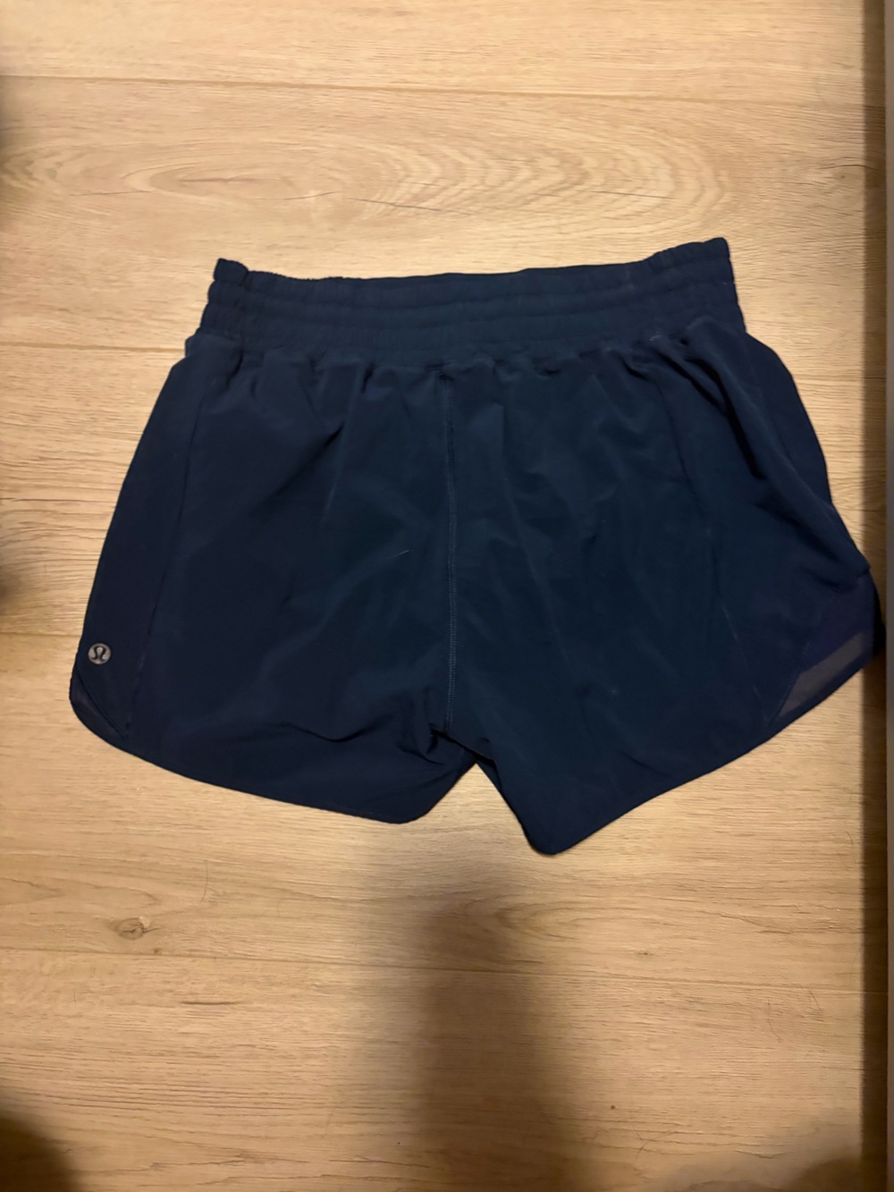 lululemon athletica Navy Blue Women's Hotty Hot lined Athletic Shorts - Picture 2 of 5